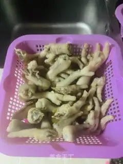 Make Red chicken claws step 0