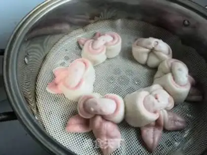 Make The pink rabbit step 15