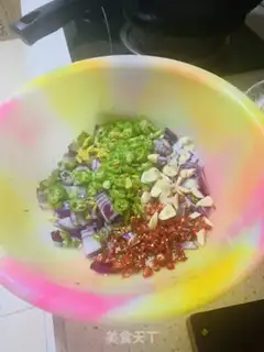 Make Red chicken claws step 1
