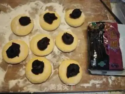 Make Pig buns step 8