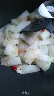 Make Cleaning up the walnuts step 3