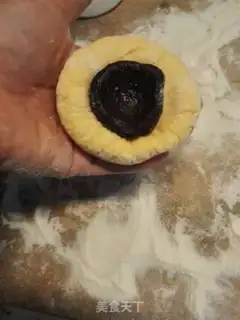 Make Pig buns step 9