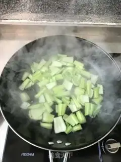 Make Meat loaf and oil step 1