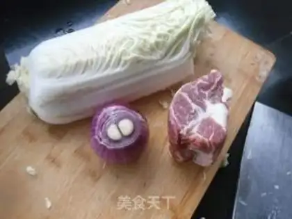 Make Meatloaf onions and cabbage step 0