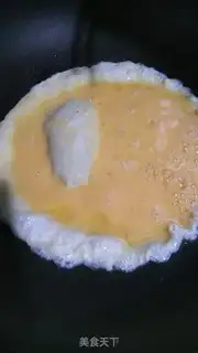 Make Cream pepper and fried eggs step 3