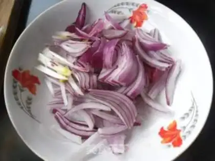 Make Meatloaf onions and cabbage step 2