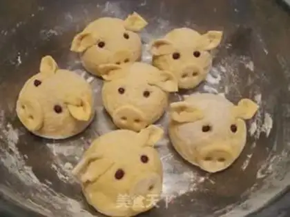Make Pig buns step 20