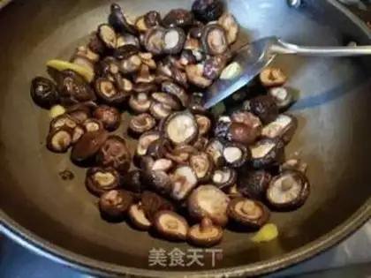 Make Seafood pot step 10