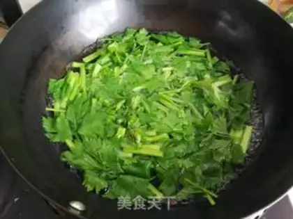 Make Celery fried dry step 2