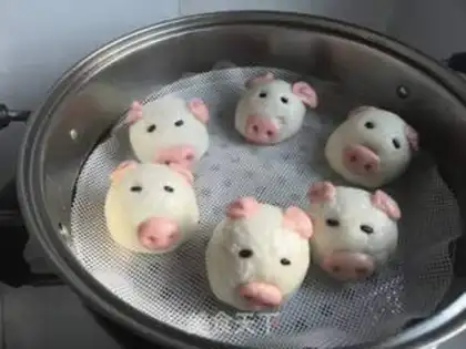 Make Pig bean bag step 17