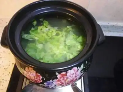 Make Shrimp cabbage and rice congee step 5