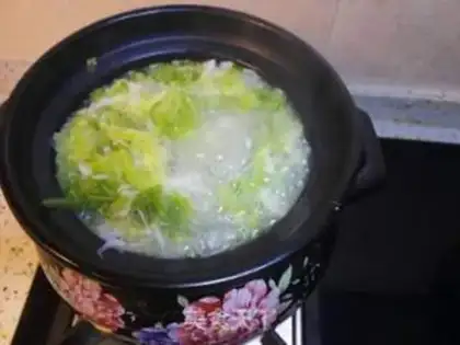 Make Shrimp cabbage and rice congee step 9