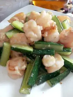 Make cucumber shrimp step 7
