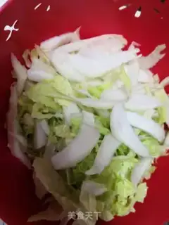 Make Sausage fried cabbage step 1