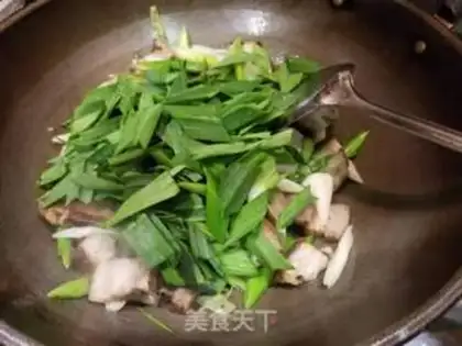 Make Garlic silt step 4