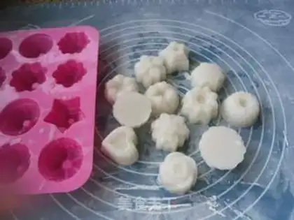Make Coconut cake step 6