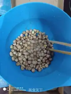 Make Soccer peanuts step 2