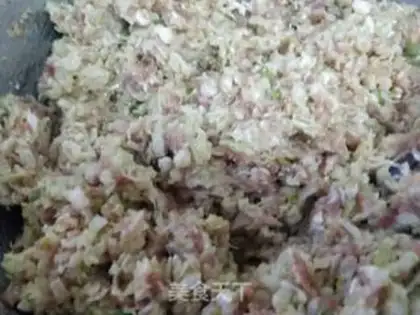 Make Sour sauce dumplings step 1