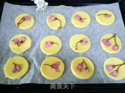 Make Cherry cookies step 4