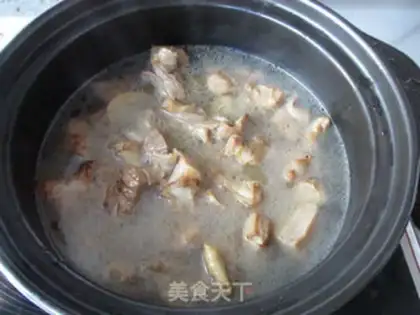 Make Red-burned oxen-covered noodles step 5