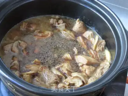 Make Red-burned oxen-covered noodles step 8