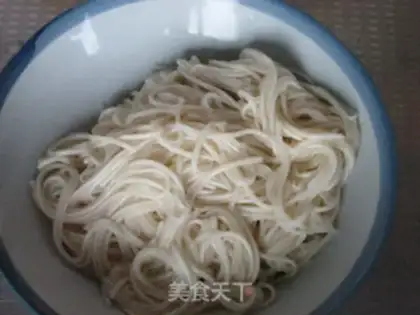 Make Red-burned oxen-covered noodles step 9