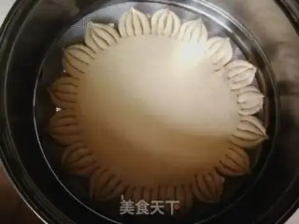 Make The flower of the 28th radiant date step 10