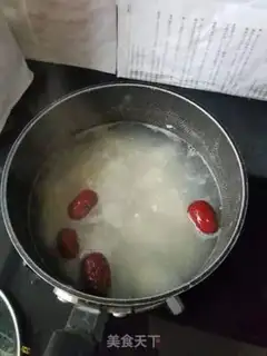 Make Red dates with rice porridge step 2