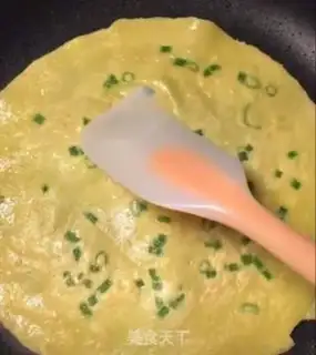 Make Onion omelet step 7