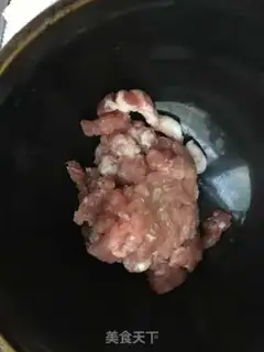 Make Hot noodles, shrimp dumplings step 7