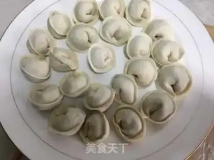 Make Hot noodles, shrimp dumplings step 13