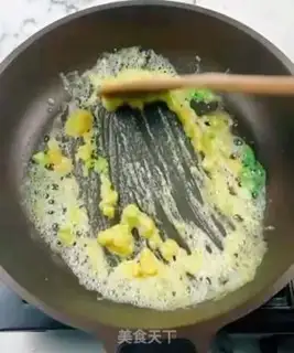 Make Salted eggs and soy sauce step 1