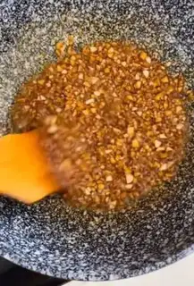 Make A garlic fan scallop step 5