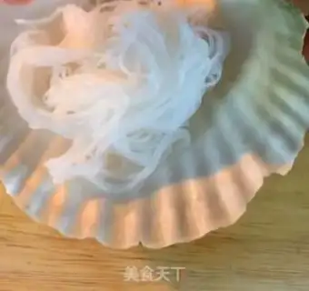 Make A garlic fan scallop step 6