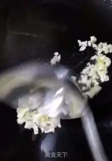 Make Garlic fries step 5
