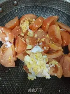 Make Tomato fried eggs step 4