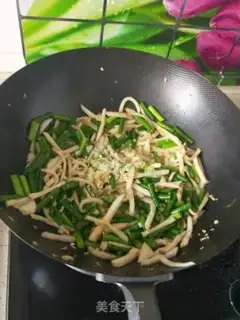 Make Garlic fried abalone step 7