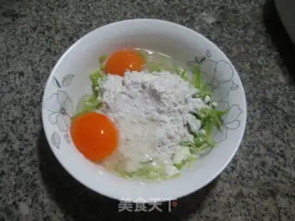 Make A radish duck eggcake step 1
