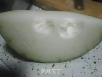 Make Shrimp peeled melons step 0