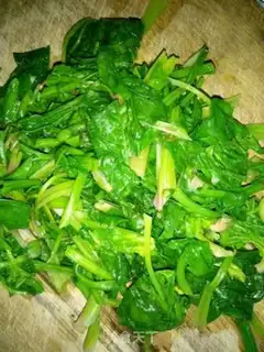Make Piggy spinach step 3