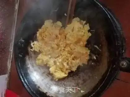 Make Garlic eggs step 2