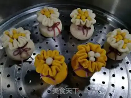 Make A little bouquet of gold and silver step 14
