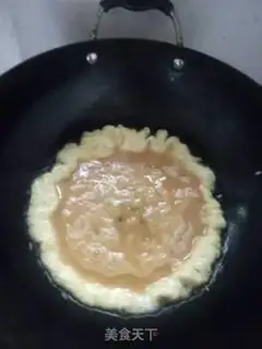Make Tomato fried eggs step 2