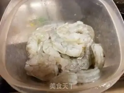 Make Shrimp mushroom tofu step 1
