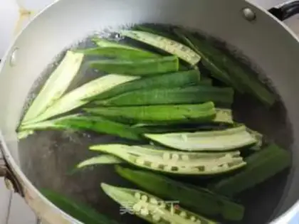 Make The white sunflower step 2