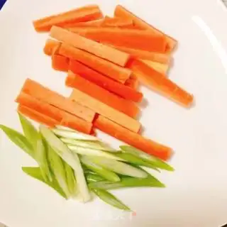 Make Korean spicy sauce step 1