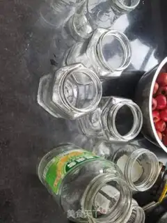 Make A can of sugar step 0