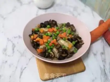 Make The mushrooms are on the wings step 3