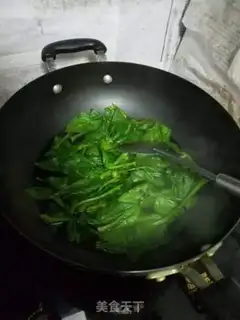 Make Spinach steamed eggs step 0