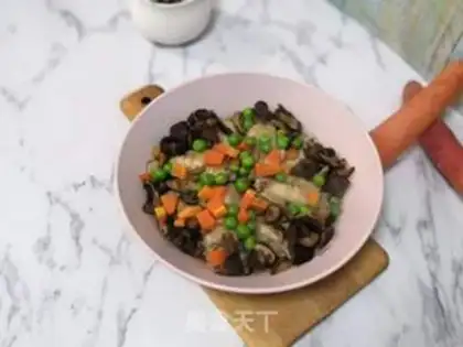 Make The mushrooms are on the wings step 4
